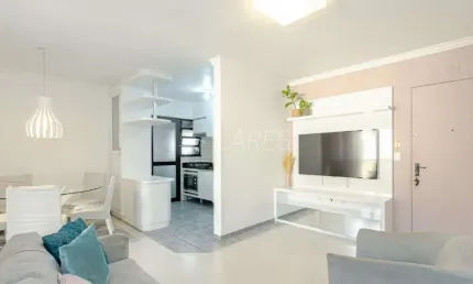 Apartamento com 70.42 m², 2 quartos sendo 1 suíte à venda no bairro Batel.