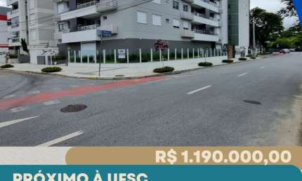 Apartamento na Trindade – Conforto e Conveniência em uma Localização Privilegiada!