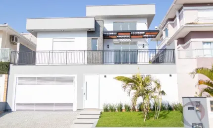 Casa na Pedra Branca – 3 Dormitórios (1 Suíte) | Palhoça