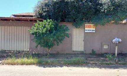 Casa 3 dormitórios para Venda em Goiânia, Residencial Morada do Ipê, 3 dormitórios, 2 suítes, 2 banheiros, 2 vagas