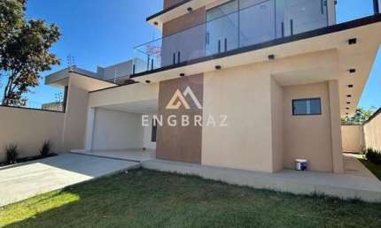 Sobrado para Venda em Palmas, Plano Diretor Sul, 3 dormitórios, 2 suítes, 4 banheiros, 2 vagas