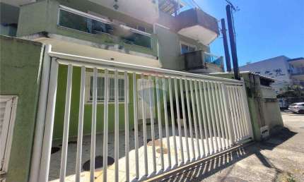 Casa com 3 quartos, 104 m² à venda em Vila Valqueire - Rio de Janeiro.