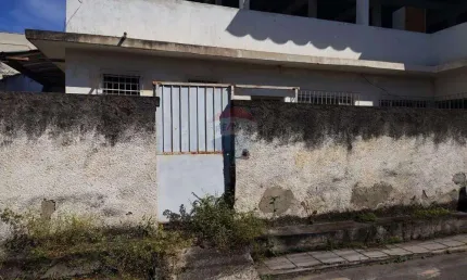 Casa á venda com 2 quartos em Cascadura - Rio de Janeiro