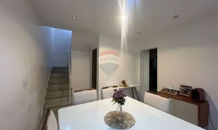 CASA Á VENDA  COM 3 QUARTOS COM 168²m em Jardim Sulacap - Rio de janeiro