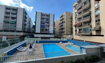 Apartamento  á  venda com  2 quartos  64 m² em praça seca - rio de janeiro