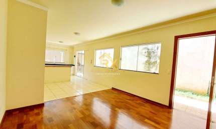 Casa com 3 quartos à venda no Parque Primavera, Poços de Caldas 