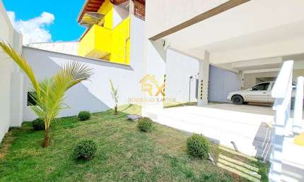 Apartamento com 3 quartos, elevador e planejados, no Jardim Country Club, Poços de Caldas