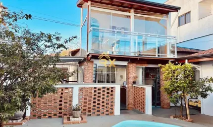 Casa com 2 quartos, piscina e solarium na região oeste de poços de caldas