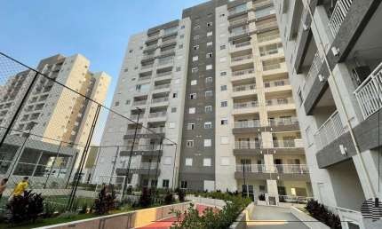 Apartamento novo com sacada à venda no condomínio Maxim em Itu.