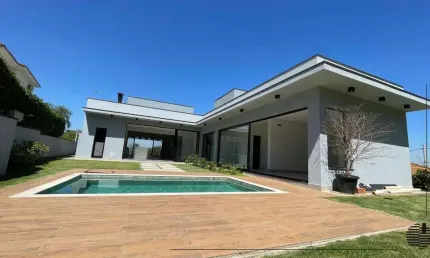 Casa incrível disponível para venda, no Condomínio Campos de Santo Antônio I em Itu.