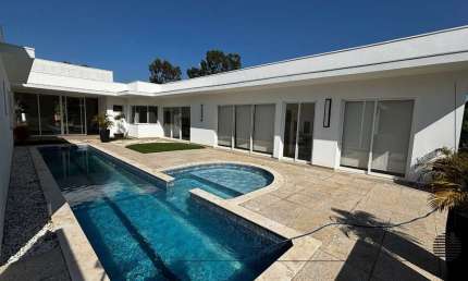 Casa á venda e locação no condomínio Haras Paineiras em Salto??