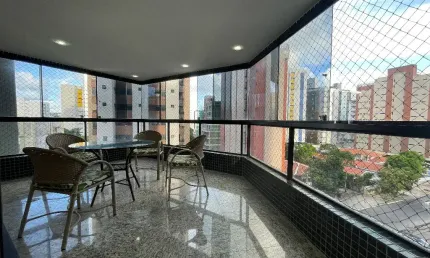 Apartamento de alto padrão no coração de Tambaú com 170m²