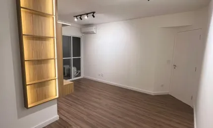 Lindo apartamento 2 dormitório com 2 vagas Vila Paulista