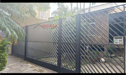 Casa com 3 quartos para alugar no Carrão, São Paulo 