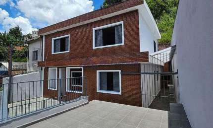 Casa com 3 quartos à venda na Rua Santa Luzia, Vila Santa Terezinha, Carapicuíba