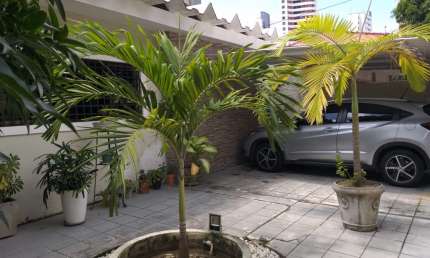 Casa com 3 quartos à venda na Rua Visconde de Ouro Preto, 1, Casa Forte, Recife