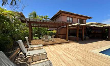 Casa 4 suítes no Condomínio Casas da Praia do Forte-BA