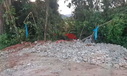 Lote / terreno em jardim gaivotas  -  caraguatatuba