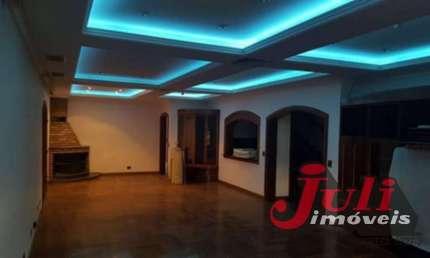 CASA AMPLA 4 SUITES PLANEJADOS CHURRASQUEIRA 13 VAGAS