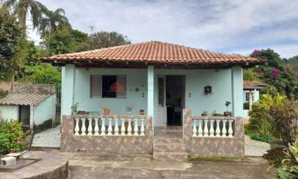 Casa para Venda em Serra Negra, Bairro das Posses, 4 dormitórios, 2 banheiros