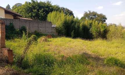 Terreno para Venda em Serra Negra, Bairro dos Macaquinhos