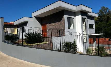 Casa para Venda em Serra Negra, Suiza Residencial Park, 3 dormitórios, 3 suítes, 4 banheiros, 4 vagas