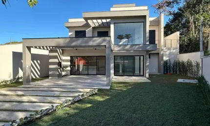 Casa para venda, bairro das palmeiras, 3 dormitórios, 1 suíte, 3 banheiros, 5 vagas