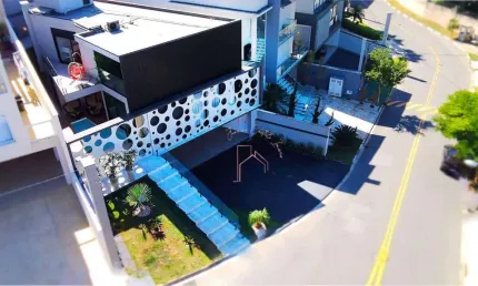 Arquitetura moderna - casa com 3 dormitórios à venda, 341 m² por r$ 3.800.000 - jardim fazenda rincão - arujá/sp