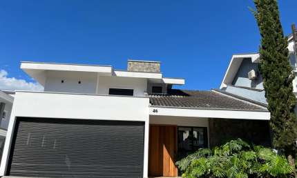 Casa em condomínio fechado com 3 quartos à venda na Rua Prefeito Helmuth Fallgatter, 785, Boa Vista, Joinville