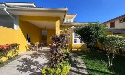 Casa com 3 dormitórios à venda, 300 m² por R$ 1.000.000,00 - Jacarepaguá - Rio de Janeiro/RJ