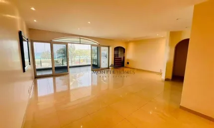 Viva com Estilo e Conforto na Barra da Tijuca! Apartamento  Luxo frente Mar, 225m², 4 quartos,1 suíte, 3 banheiros e 3 vagas Av. Lucio Costa posto 6