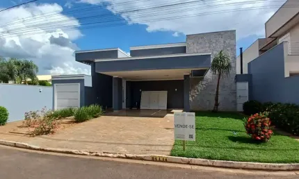 Casa à venda com 3 Suítes no Condomínio Alto Dos Ipês em Três Lagoas - MS | Conforto e Sofisticação