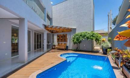 Casa com 4 suítes à venda no Condomínio Terras de Jupiá em Três Lagoas - MS | Requinte e conforto