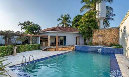 Casa com 3 quartos, sendo 1 suíte à venda no Jardim Primaveril em Três Lagoas - MS