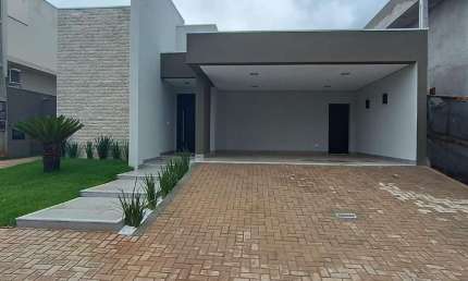 Casa em condomínio 3 suítes Condomínio Terras do Jupiá 160 m² Três Lagoas / MS