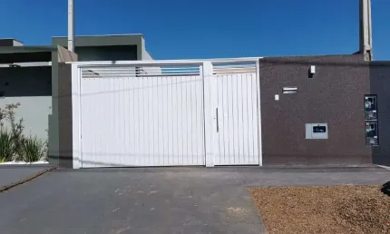 CASA 3 QUARTOS Sendo 1 Suíte 110 M² JARDIM DOS IPÊS III TRÊS LAGOAS / MS