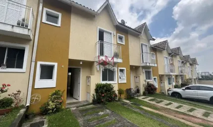 Imóvel possui energia solar - Sobrado para Venda em São Paulo / SP no bairro Horto do Ipé.