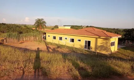 Fazenda à venda na Jair Roberto Mulla, 156, Jardim Amália, Engenheiro Coelho