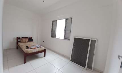 Ap lindo reformado 2 dormitorios( 1 suite) ocian Praia Grande -SP reformado