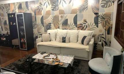 Lindo Sobrado Reformado na Vila Re – 4 Dorms, Suite, Salao de Festas e Quintal Amplo