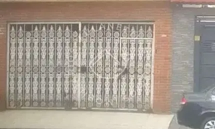 Abaixo do Valor de Mercado! Casa com 4 Dorms e 2 Vagas na Vila Libanesa - Zona Leste de Sao Paulo - terreno 5x35
