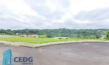 Oportunidade: Terreno com 608 metros em Campo Largo