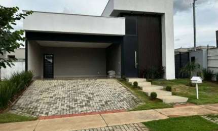Casa em condomínio fechado com 3 quartos à venda na Avenida Paissandu, 299, Jardim Cristal, Aparecida de Goiânia