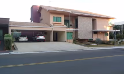 Casa em condomínio fechado com 4 quartos à venda na Rua Madri 9, Jardins Madri, Goiânia