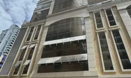 Apartamento com 3 dormitórios à venda sendo 3 suítes, 122 m  por - R  2.198.000,00 - Meia Praia - It