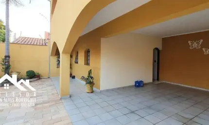 Casa com 3 quartos à venda na Rua José Fracalossi, Vila Camargo, Limeira