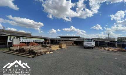 Propriedade espaçosa de 1710m² Bairro JD. Senador Vergueiro em Limeira