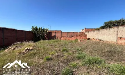Ótimo e Grande Terreno de 400m2 no Jardim Campo Verde I em Limeira-SP 