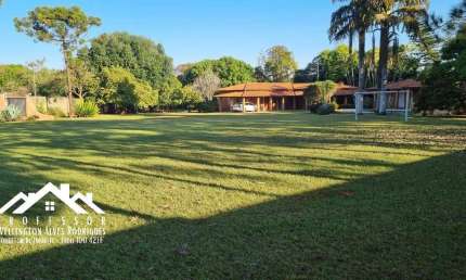 Ótima Casa no Condomínio Jardim Imperial em Limeira-SP (P)
