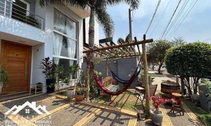 Belíssima Casa Duplex no Condomínio Terras de São Bento I em Limeira-SP